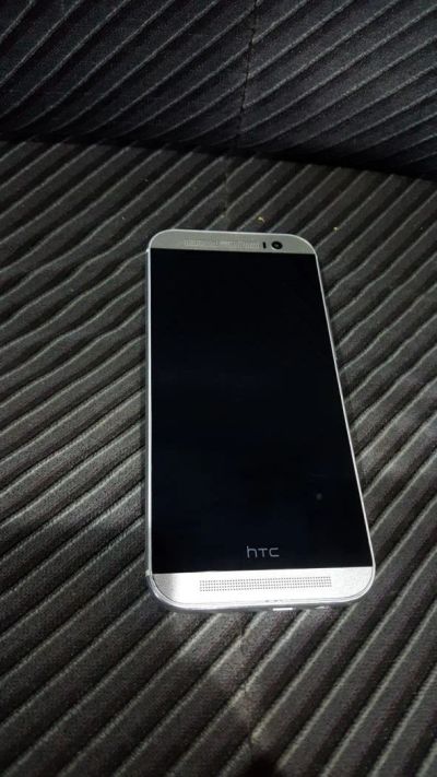 Лот: 10270296. Фото: 1. HTC one m8. Смартфоны