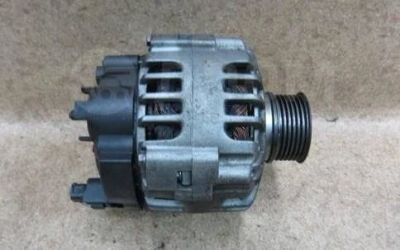 Лот: 16493171. Фото: 1. Генератор Renault Sandero. Электрооборудование