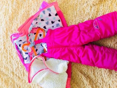 Лот: 11817228. Фото: 1. Зимний комбинезон для девочки. Верхняя одежда