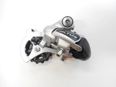 Лот: 9476678. Фото: 1. Переключатель задний Shimano altus... Запчасти