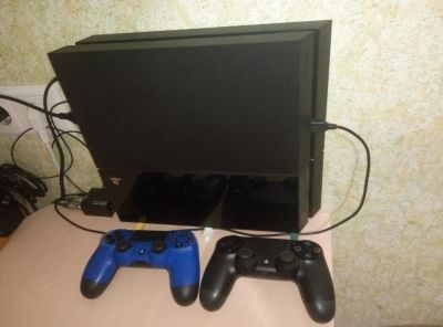Лот: 9216645. Фото: 1. Playstation 4 (PS4). Игровые приставки, консоли