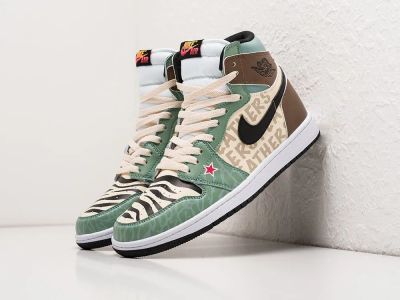 Лот: 20124614. Фото: 1. Кроссовки Nike Air Jordan 1 High... Кеды, кроссовки, слипоны