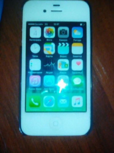 Лот: 10986945. Фото: 1. Iphone 4s 16gb. Смартфоны
