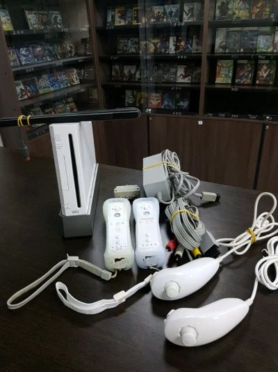 Лот: 15988997. Фото: 1. Nintendo Wii 32 GB Прошитая с... Игровые приставки, консоли