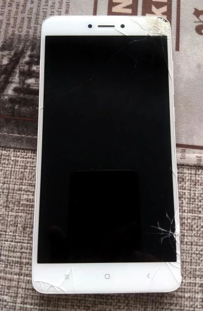 Лот: 11250066. Фото: 1. Xiaomi Redmi Note 4X 3/32. Смартфоны
