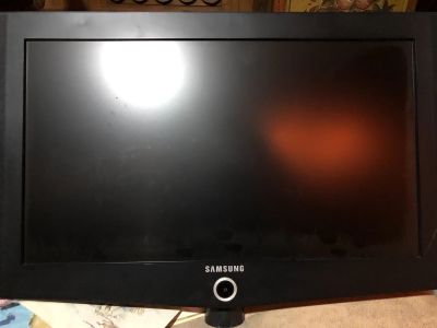 Лот: 13969816. Фото: 1. Телевизор Samsung le27t61b. Телевизоры