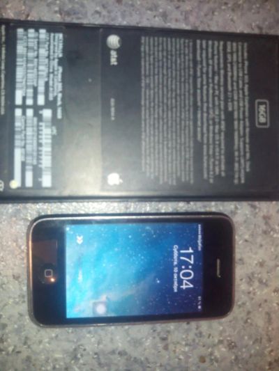 Лот: 6247903. Фото: 1. IPhone 3gs 16Гб. Смартфоны
