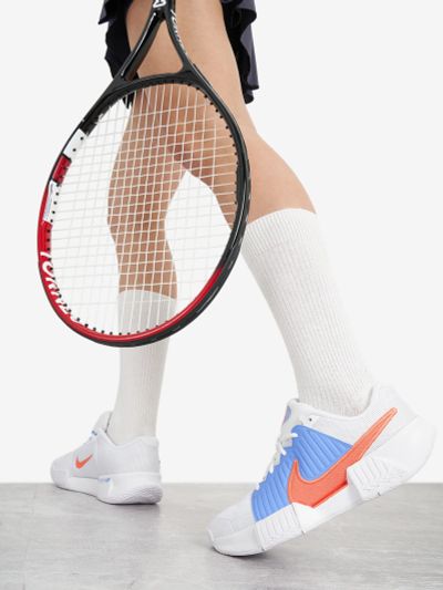 Лот: 25367945. Фото: 1. Кроссовки женские Nike GP Challenge... Кеды, кроссовки, слипоны
