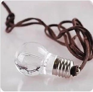 Лот: 3413503. Фото: 1. LED: Светящаяся подвеска "Лампочка... Гирлянды, шарики, новогодние аксессуары