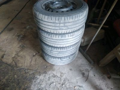 Лот: 14031796. Фото: 1. Комплект колес. Шины на дисках