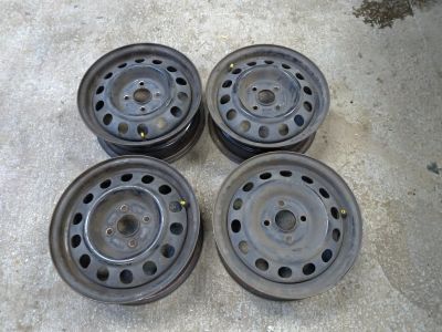 Лот: 15687408. Фото: 1. Диск штампованный R14 4x100. Диски