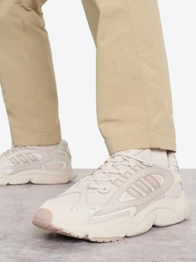 Лот: 25369204. Фото: 1. Кроссовки мужские adidas Ozmillen... Кеды, кроссовки, слипоны