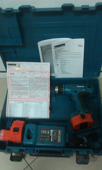 Лот: 3739584. Фото: 1. Makita 6337DWAE. Электроинструмент