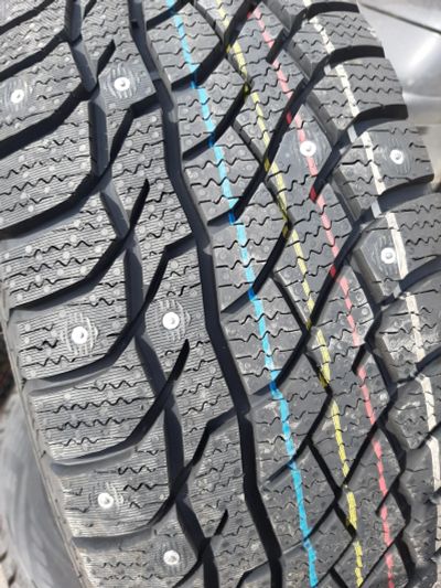 Лот: 24089596. Фото: 1. 235/55 R17 Viatti Bosco Nordico... Шины