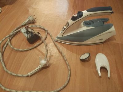 Лот: 9947464. Фото: 1. Утюг Braun freestyle неисправный. Утюги, парогенераторы, отпариватели