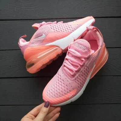 Лот: 12367989. Фото: 1. Кроссовки Nike270 women. Кеды, кроссовки, слипоны