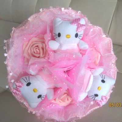 Лот: 3758034. Фото: 1. Букет из игрушек "Hello Kitty... Другое (цветы, букеты)