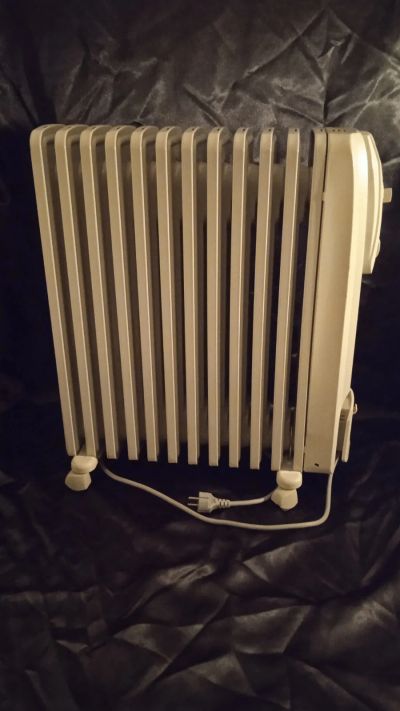 Лот: 18685665. Фото: 1. Радиатор Delonghi 2500w. Обогреватели бытовые