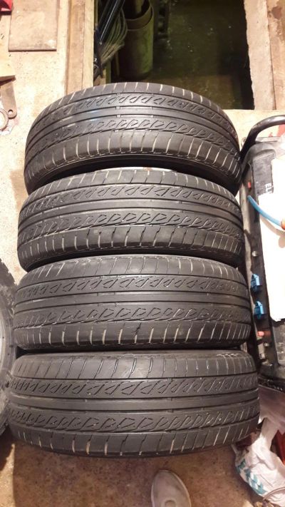 Лот: 11383679. Фото: 1. Летняя резина Bridgestone 205... Шины