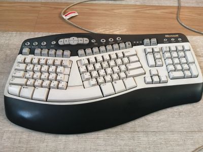 Лот: 15110450. Фото: 1. Клавиатура microsoft. Клавиатуры для ноутбуков
