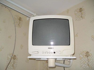 Лот: 2155161. Фото: 1. Телевизор Samsung 37",белый,вместе... Телевизоры