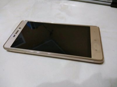 Лот: 14406759. Фото: 1. Xiaomi Redmi 3s 2/16 Gold. Смартфоны