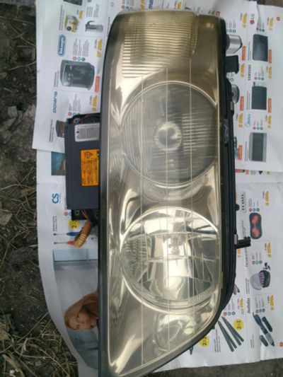Лот: 10730080. Фото: 1. Фара правая Nissan Laurel GC35... Оптика и освещение