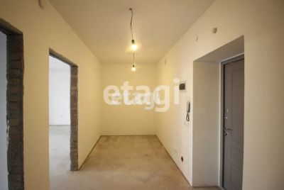 Лот: 20855264. Фото: 1. Продам 3-комн. кв. 77.6 кв.м... Квартиры, студии