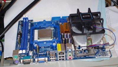 Лот: 6679858. Фото: 1. Asrock N68-S3 UCC+Athlon II X2... Материнские платы