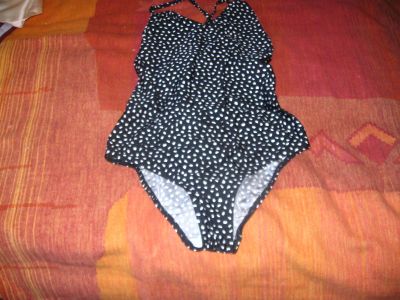 Лот: 15590153. Фото: 1. Купальник.Франция. Купальники