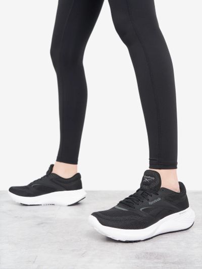Лот: 25618188. Фото: 1. Кроссовки женские Reebok Energen... Другое (одежда, обувь, галантерея)