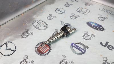 Лот: 23585922. Фото: 1. Форсунка BMW X5 S63B44 13537585261... Двигатель и элементы двигателя