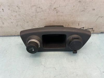 Лот: 23532182. Фото: 1. прикуриватель Kia Rio JB. Кузов