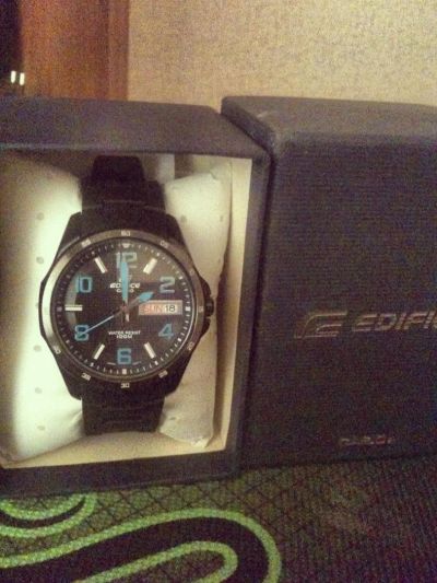 Лот: 3077068. Фото: 1. Casio EF-132PB-1A2VDR. Оригинальные наручные часы