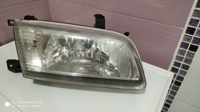 Лот: 10613810. Фото: 1. Фара для Nissan Sunny FB15. Оптика и освещение