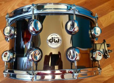 Лот: 16632793. Фото: 1. DW Collector's Brass 14"x 8" Black... Ударные