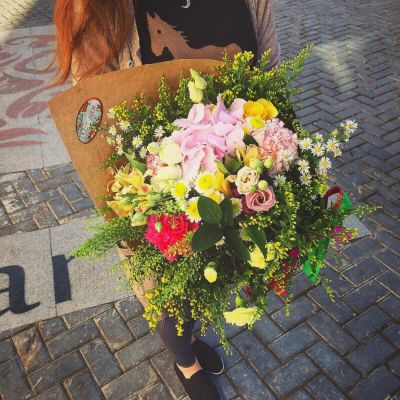 Лот: 7223107. Фото: 1. Сборный букет. Цветы на Щорса... Свежие цветы