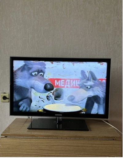 Лот: 21173340. Фото: 1. Samsung UE32D5000 FullHD DVB-C... Телевизоры