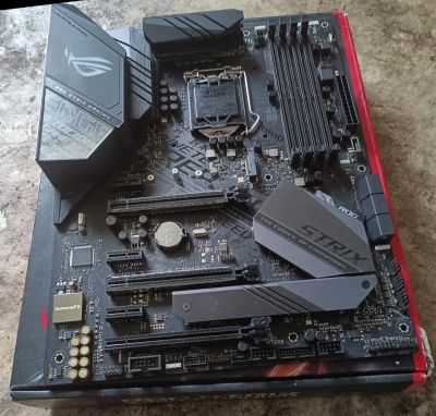 Лот: 22769755. Фото: 1. Материнская плата Asus Rоg Strix... Материнские платы
