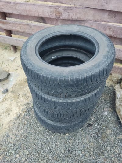 Лот: 24316431. Фото: 1. Шина зимняя Michelin X-Ice 195... Шины