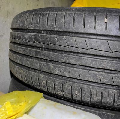Лот: 17352111. Фото: 1. Yokohama 225/55 R17 BluEarth-A... Шины