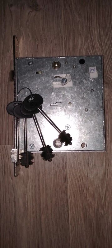 Лот: 23228555. Фото: 1. Замок врезной. Замки