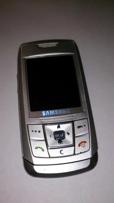Лот: 3592022. Фото: 1. Samsung SGH-E250 На запчасти. Кнопочные мобильные телефоны