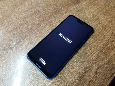 Лот: 15583768. Фото: 1. Смартфон Huawei P20 Lite. Смартфоны