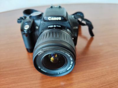 Лот: 25037345. Фото: 1. Фотоаппарат Canon 350D Kit + сумка... Цифровые зеркальные