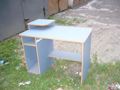 Лот: 1089573. Фото: 1. Продам стол компьютерный. Другое (мебель)