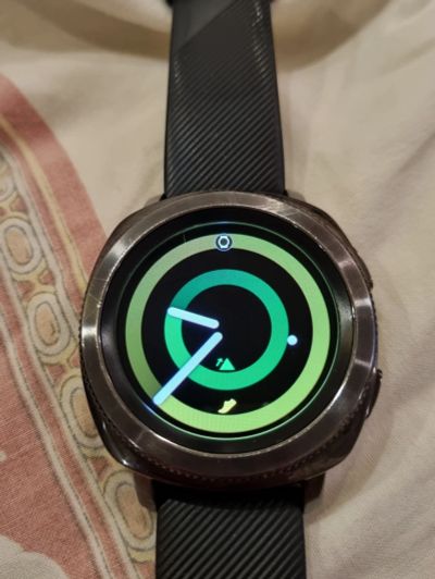Лот: 18317392. Фото: 1. Часы Samsung gear sport (Смарт-часы... Смарт-часы, фитнес-браслеты, аксессуары