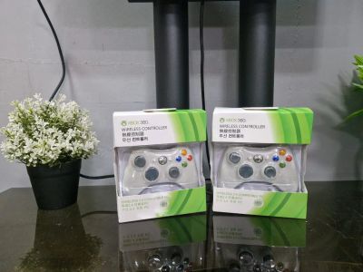 Лот: 25778104. Фото: 1. Геймпад беспроводной для Xbox... Игровые приставки, консоли