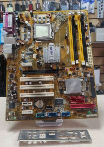Лот: 20730658. Фото: 1. Мат. плата Asus P5B/LGA775/ATX... Материнские платы