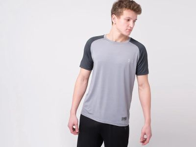 Лот: 17096061. Фото: 1. Футболка Under Armour (18130). Футболки, поло